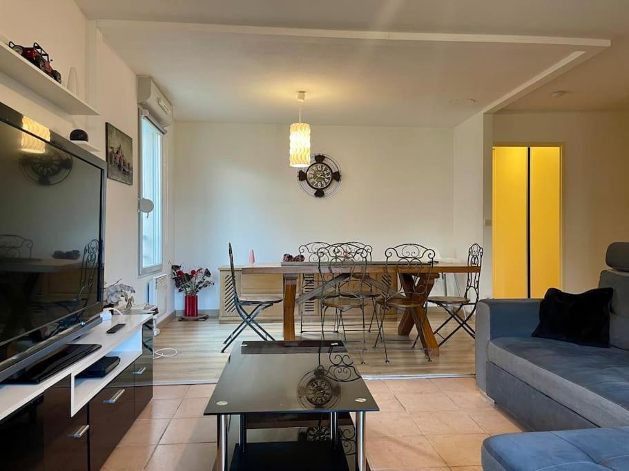L'Appartement Michelet - Parking Prive Et Gratuit - 2Km Cite Medievale Каркассонн Екстер'єр фото