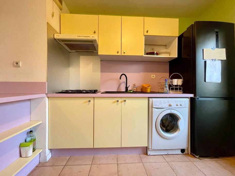 L'Appartement Michelet - Parking Prive Et Gratuit - 2Km Cite Medievale Каркассонн Екстер'єр фото
