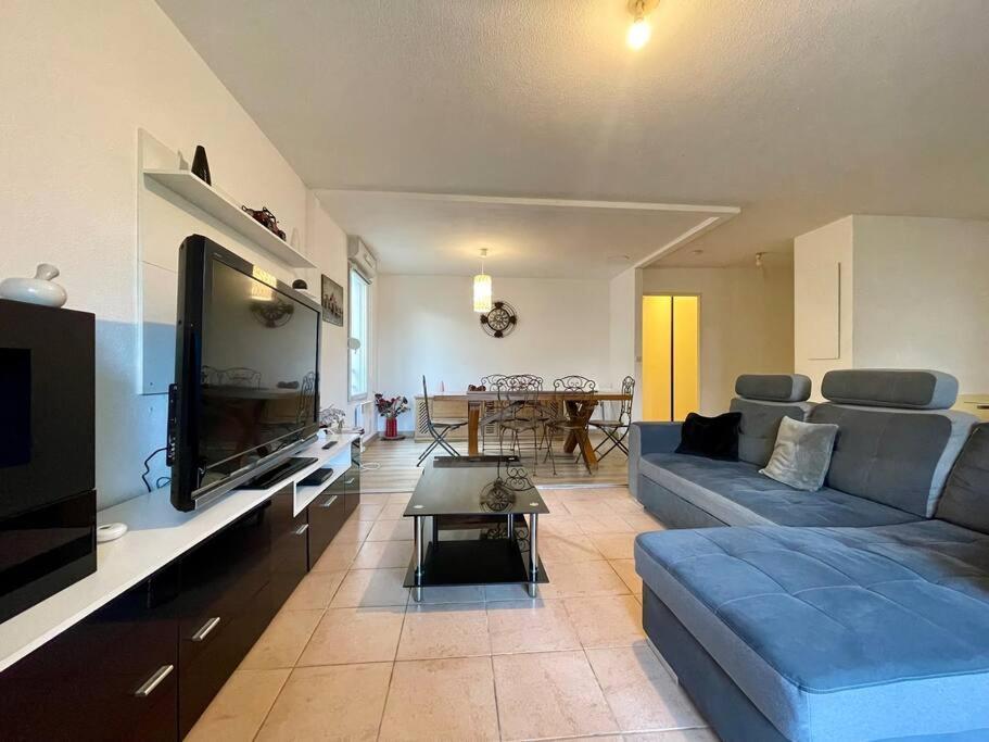 L'Appartement Michelet - Parking Prive Et Gratuit - 2Km Cite Medievale Каркассонн Екстер'єр фото